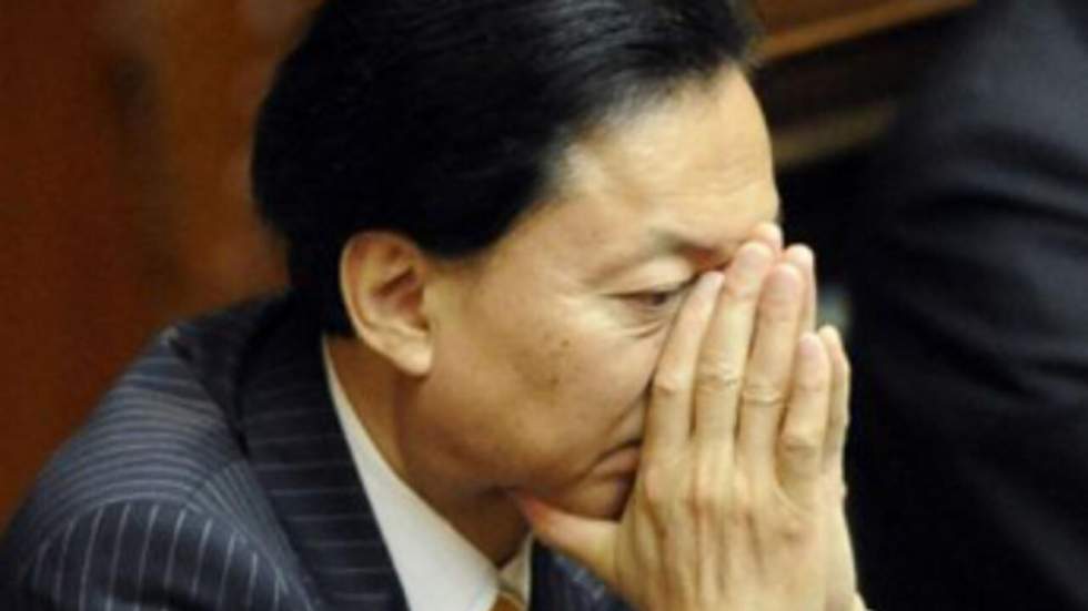Le Premier ministre Yukio Hatoyama démissionne