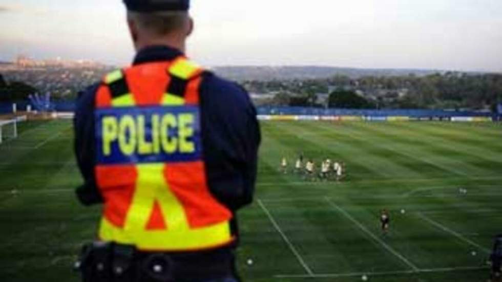 Affrontements au Cap entre la police et des stadiers en grève