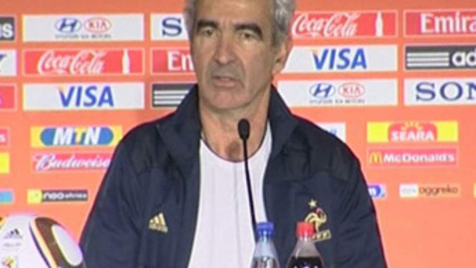 Raymond Domenech affirme ne pas cautionner l'attitude des Bleus