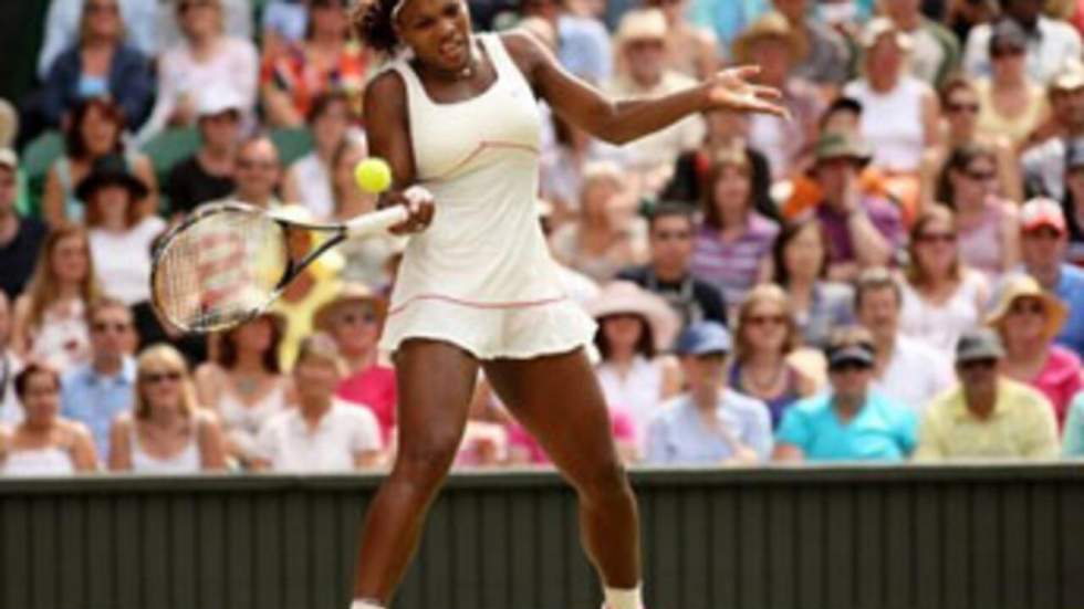 Serena Williams rejoint Zvonareva en finale