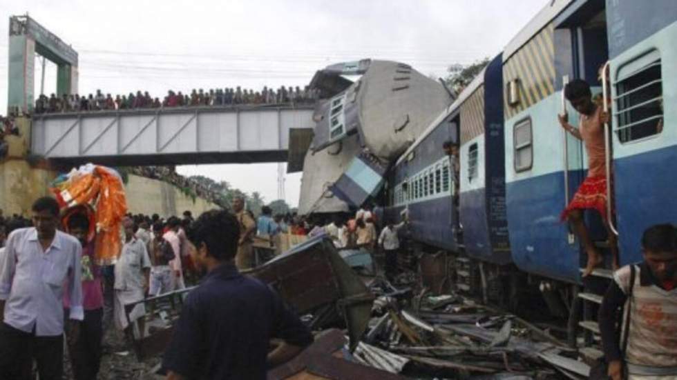 Collision ferroviaire meurtrière au Bengale occidental Collision ferroviaire meurtrière au Bengale occidental