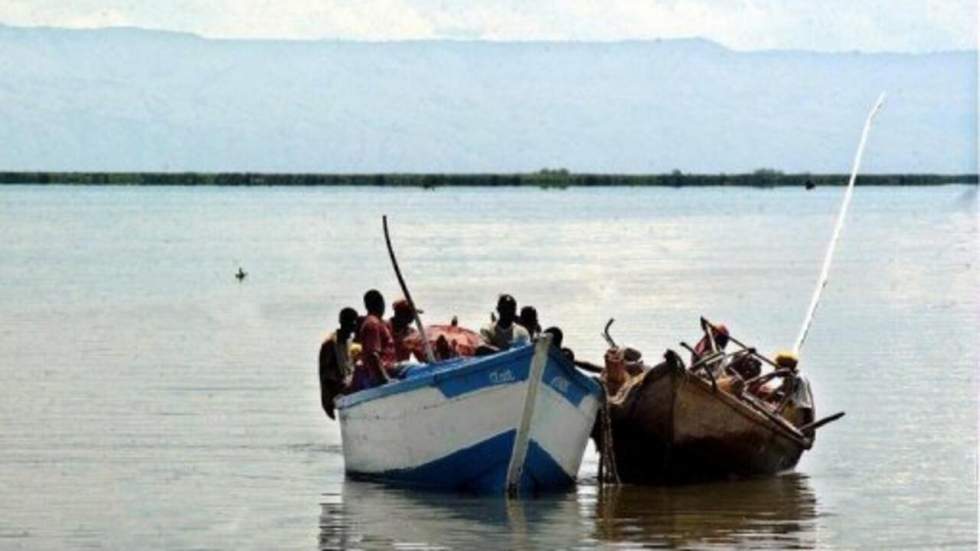 Un bateau fait naufrage sur le lac Albert avec des dizaines de passagers à son bord