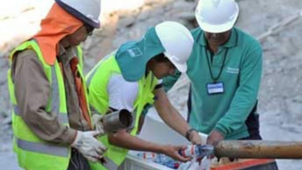 Les mineurs bloqués sous terre savent désormais que leur sauvetage sera long