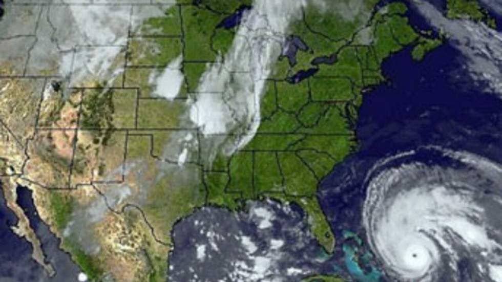 L'ouragan Earl a été rétrogradé en catégorie 3 L'ouragan Earl a été rétrogradé en catégorie 3