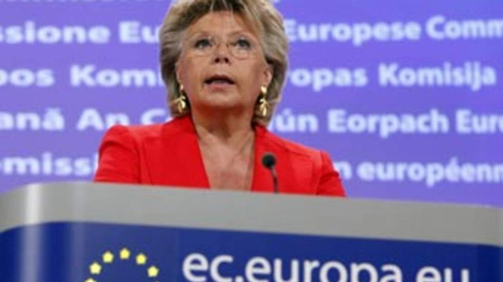 La commissaire européenne à la Justice menace de poursuivre Paris