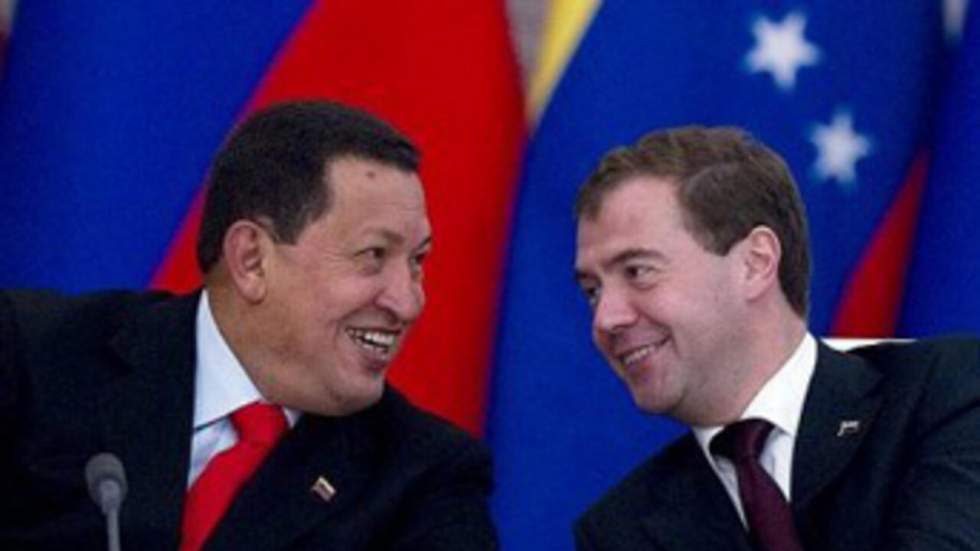 Chavez et Medvedev concluent un accord sur le nucléaire