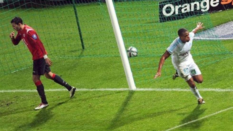 Marseille s'impose largement à Lille et prend la 2e place du classement Marseille s'impose largement à Lille et prend la 2e place du classement