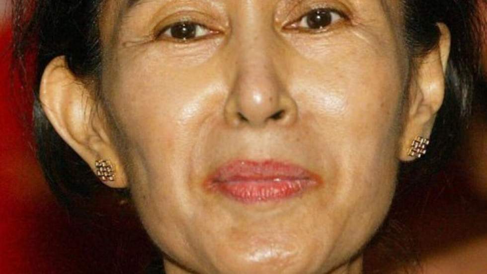 Soulagée par la libération de Suu Kyi, la communauté internationale reste vigilante