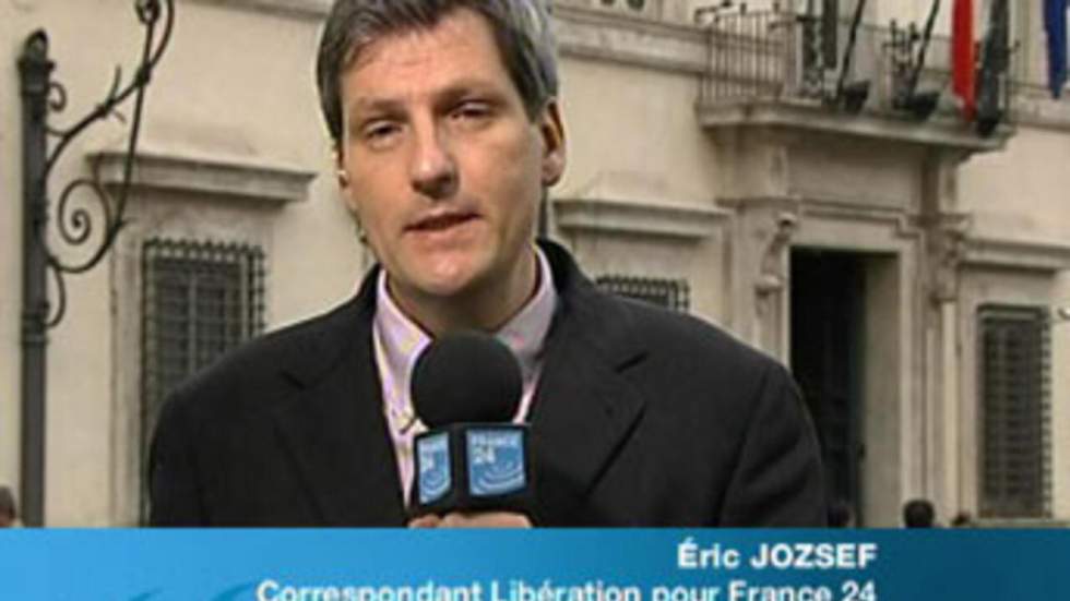 Quatre membres du gouvernement Berlusconi démissionnent Quatre membres du gouvernement Berlusconi démissionnent