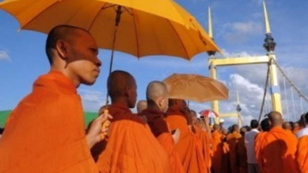 Phnom Penh en deuil après la bousculade meurtrière de la fête de l'Eau