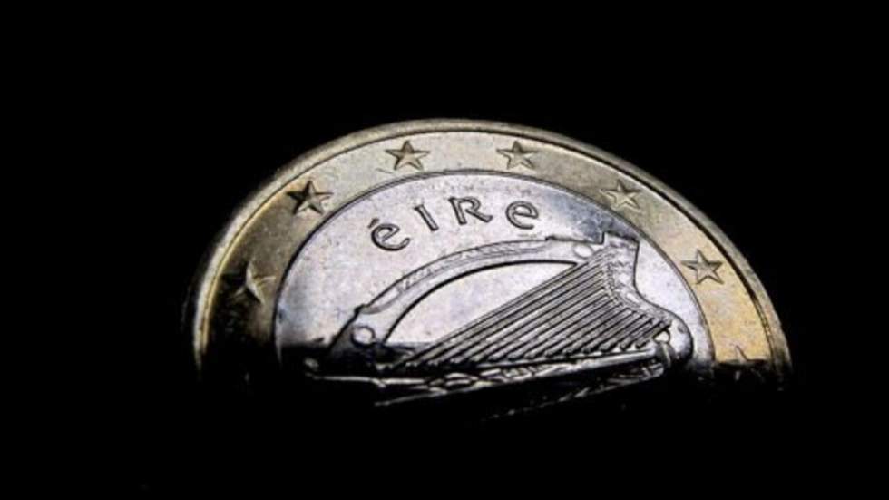 Dublin présente un plan de rigueur de 15 milliards d'euros Dublin présente un plan de rigueur de 15 milliards d'euros