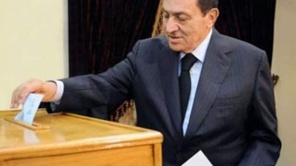 Le parti du président Moubarak remporte plus de 80 % des sièges à l'Assemblée Le parti du président Moubarak remporte plus de 80 % des sièges à l'Assemblée
