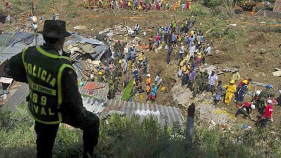 Des dizaines de morts dans un glissement de terrain après de fortes pluies