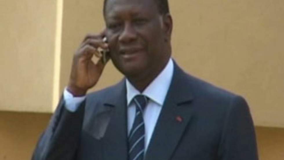 Ouattara appelle ses partisans à manifester tandis que Gbagbo réclame une médiation