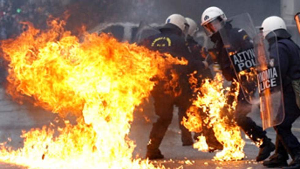 Violents heurts en marge des manifestations contre le plan de rigueur