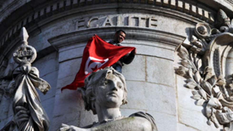 Les Tunisiens de Paris célèbrent la chute de Ben Ali