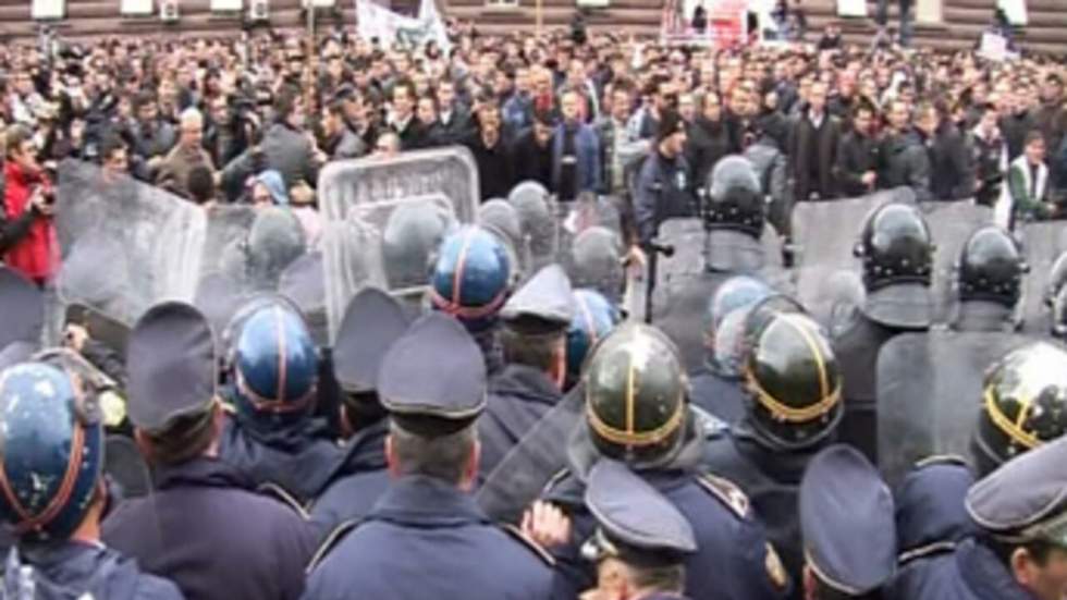 Des heurts éclatent à Tirana lors d'une manifestation contre le gouvernement