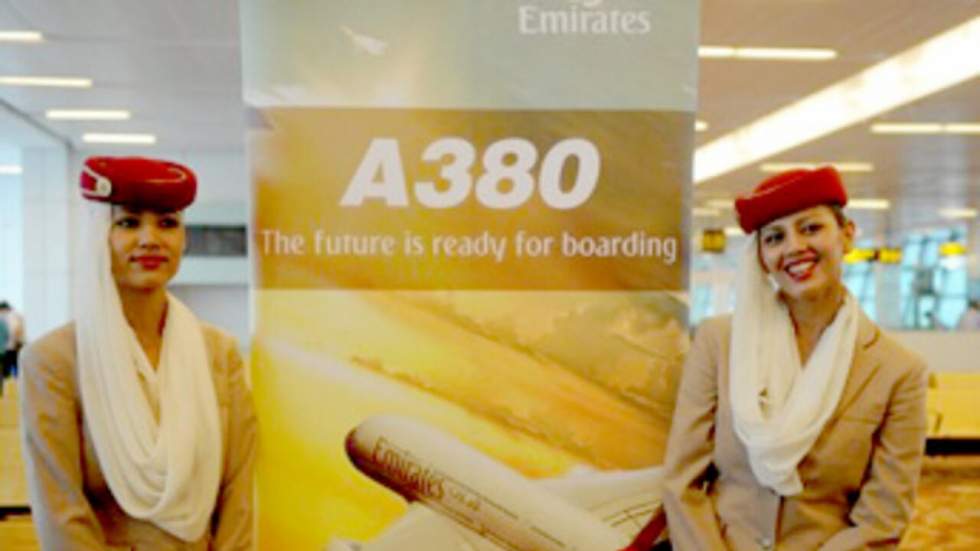 Emirates et Etihad multiplieront leurs vols vers la France en 2013 Emirates et Etihad multiplieront leurs vols vers la France en 2013