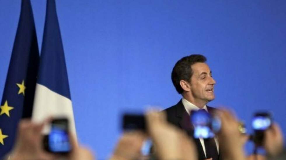 Sarkozy condamne fermement "les atteintes au droit de la presse"