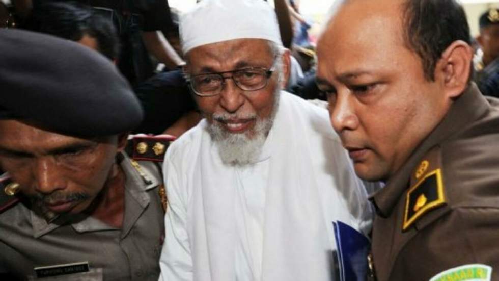 Le procès de l'imam radical Abu Bakar Bashir ajourné Le procès de l'imam radical Abu Bakar Bashir ajourné