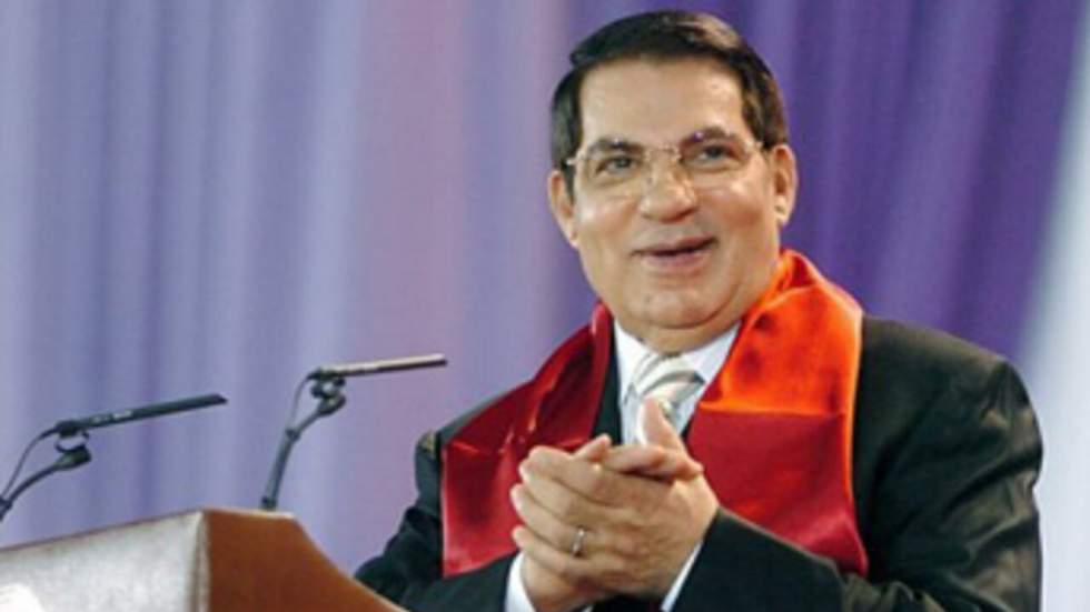 Hospitalisé à Jeddah, l'ex-président déchu Ben Ali serait "dans le coma" Hospitalisé à Jeddah, l'ex-président déchu Ben Ali serait "dans le coma"