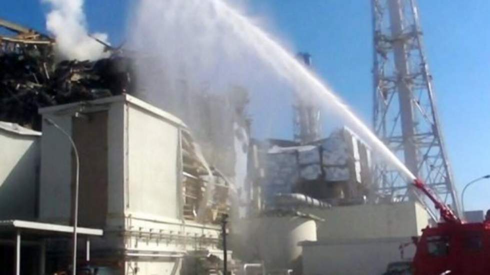 De la fumée s'échappe du réacteur 2 de Fukushima, situation stable pour le n°3 De la fumée s'échappe du réacteur 2 de Fukushima, situation stable pour le n°3