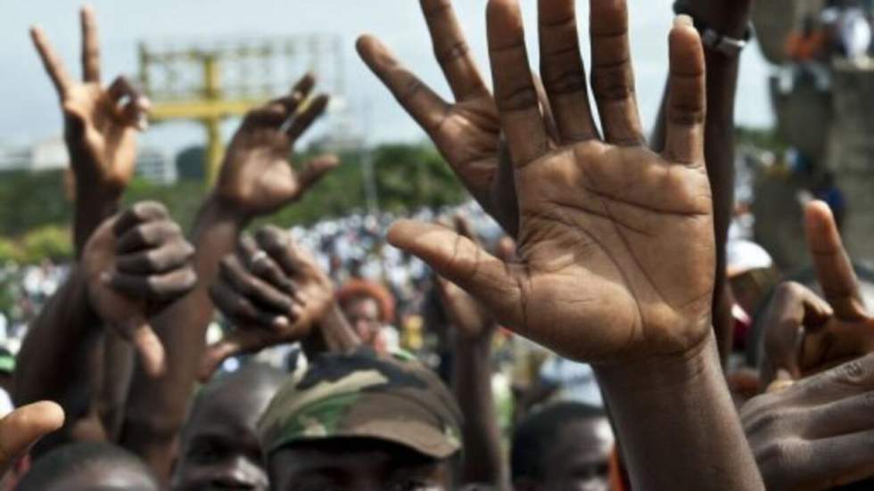 À Abidjan, des milliers d'Ivoiriens manifestent leur soutien à Laurent Gbagbo