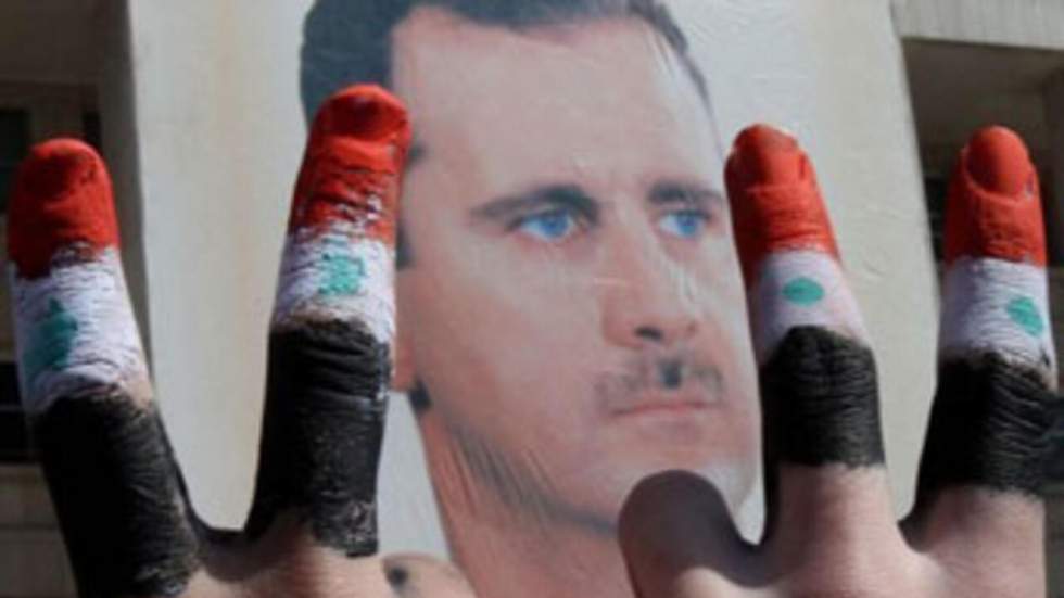 Al-Assad fait un pas vers la levée de l'état d'urgence Al-Assad fait un pas vers la levée de l'état d'urgence
