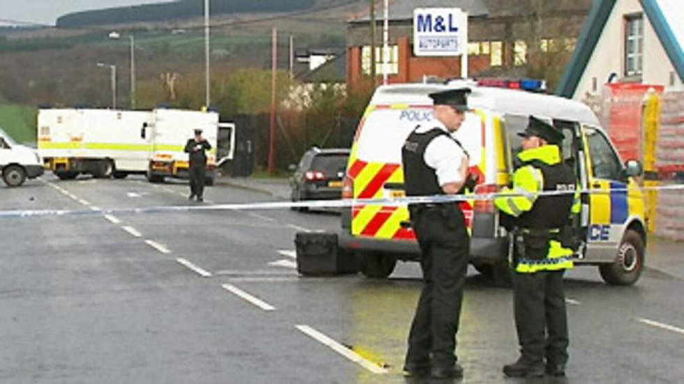 Un policier catholique tué par une bombe dans la ville d'Omagh