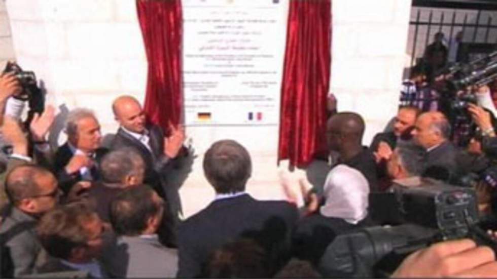 Lilian Thuram inaugure le nouveau stade international palestinien