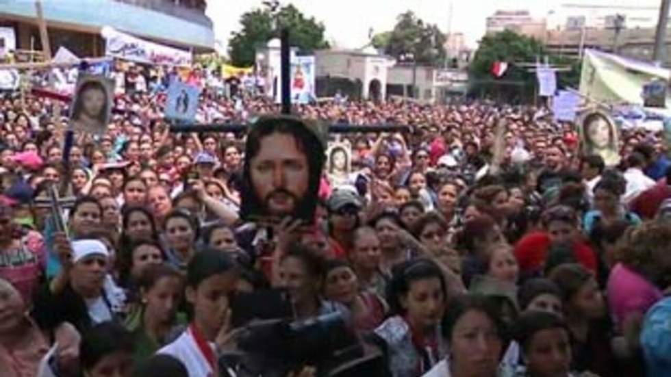 Des milliers de personnes ont manifesté au Caire contre les violences religieuses