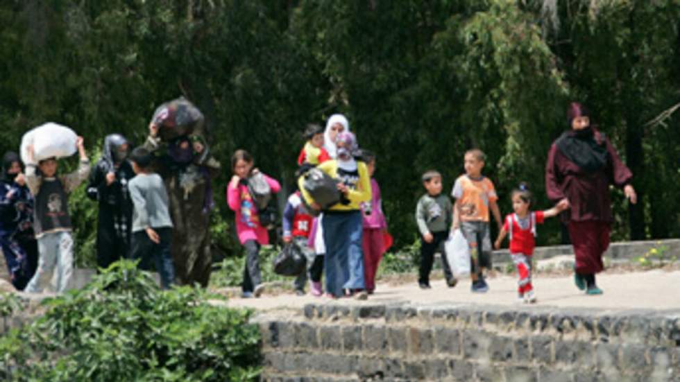 Plusieurs morts à Tall Kalakh, des centaines de civils fuient vers le Liban