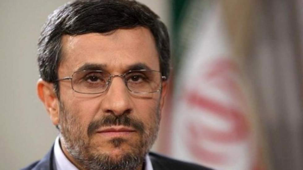 Explosion meurtrière dans une raffinerie au cours d'une visite de Mahmoud Ahmadinejad Explosion meurtrière dans une raffinerie au cours d'une visite de Mahmoud Ahmadinejad