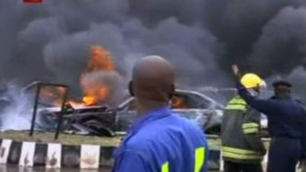 Forte explosion au quartier général de la police à Abuja