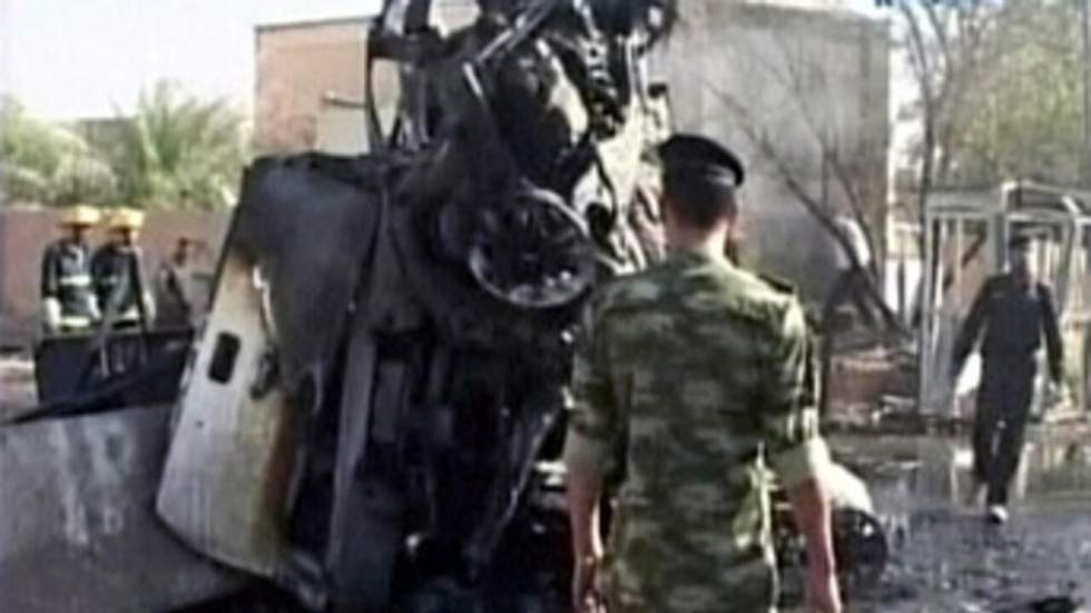 Plus de 20 morts dans l'explosion de deux voitures piégées à Diwaniya Plus de 20 morts dans l'explosion de deux voitures piégées à Diwaniya