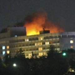 Au moins dix morts dans l'attaque d'un grand hôtel de Kaboul par des Taliban Au moins dix morts dans l'attaque d'un grand hôtel de Kaboul par des Taliban