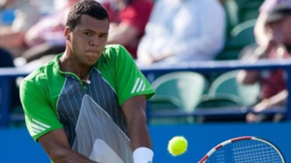 Jo-Wilfried Tsonga se qualifie pour les demi-finales en sortant Roger Federer