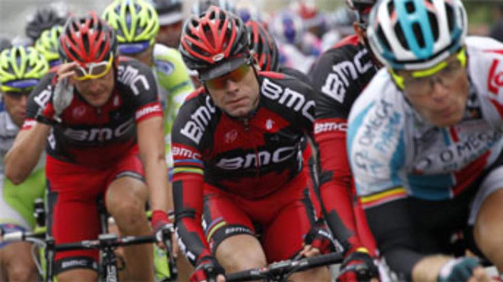 Cadel Evans s'impose de justesse devant Alberto Contador dans la 4e étape Cadel Evans s'impose de justesse devant Alberto Contador dans la 4e étape