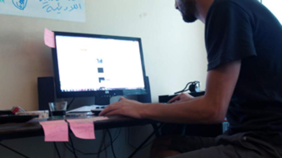 Ces jeunes militants qui se battent pour faire sortir l'information de Syrie Ces jeunes militants qui se battent pour faire sortir l'information de Syrie
