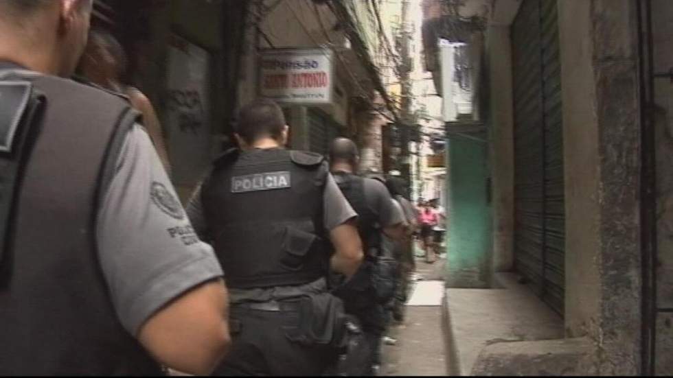 Brésil : à la reconquête des favelas Brésil : à la reconquête des favelas