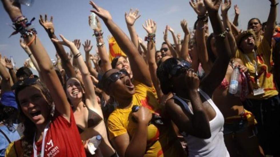 Un million de jeunes acclament le pape à Madrid