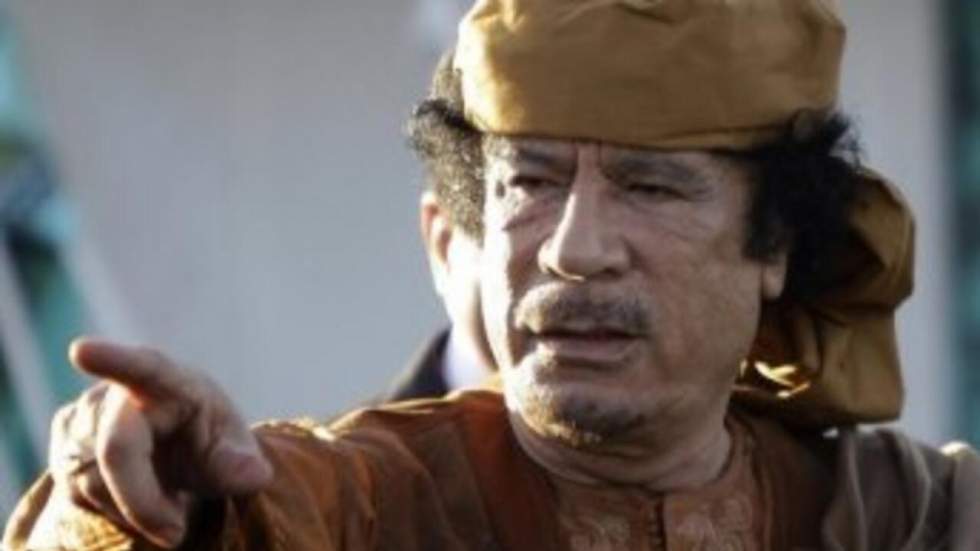 Mouammar Kadhafi : quels scénarios pour échapper à la traque ?