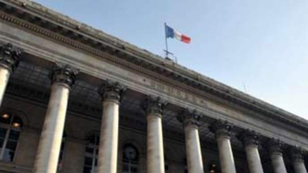 Le secteur bancaire limite ses pertes, le CAC 40 en hausse