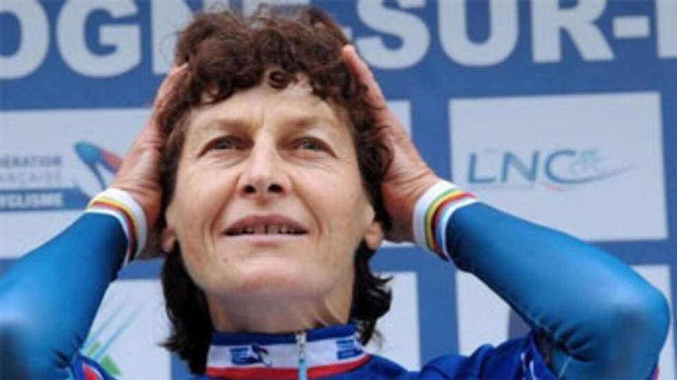 Jeannie Longo se retire des Mondiaux de Copenhague Jeannie Longo se retire des Mondiaux de Copenhague
