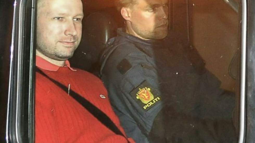 Breivik maintenu en isolement complet Breivik maintenu en isolement complet