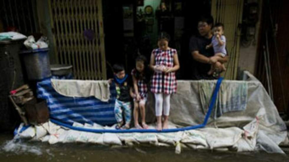 Le Japon disposé à faire travailler des ouvriers thaïlandais victimes des inondations