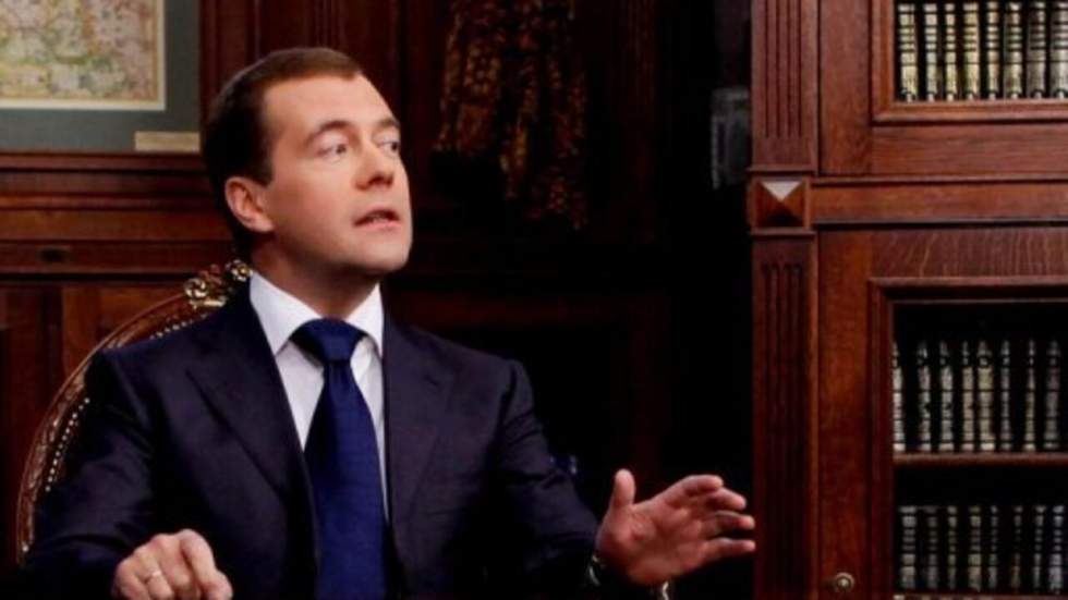 Medvedev annonce une refonte du système politique