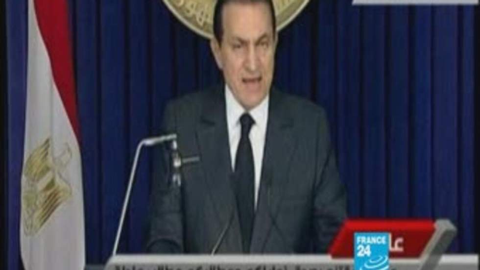 Reprise du procès de Moubarak après trois mois d'interruption Reprise du procès de Moubarak après trois mois d'interruption
