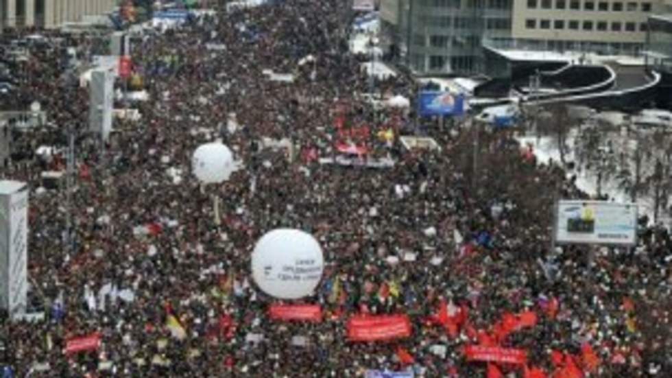 Les Russes mobilisés en masse pour manifester contre Poutine