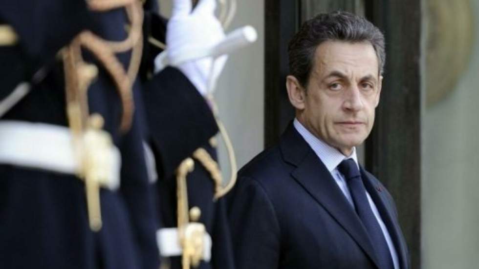 Sarkozy va proposer un référendum sur les obligations des chômeurs Sarkozy va proposer un référendum sur les obligations des chômeurs